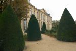PICTURES/Rodin Museum - The Gardens/t_Garden3.JPG